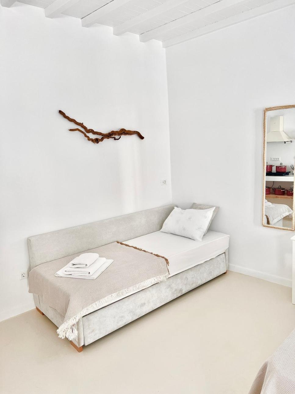 Provis Rentals Suite Next To The Mills In Mykonos Town Exterior photo