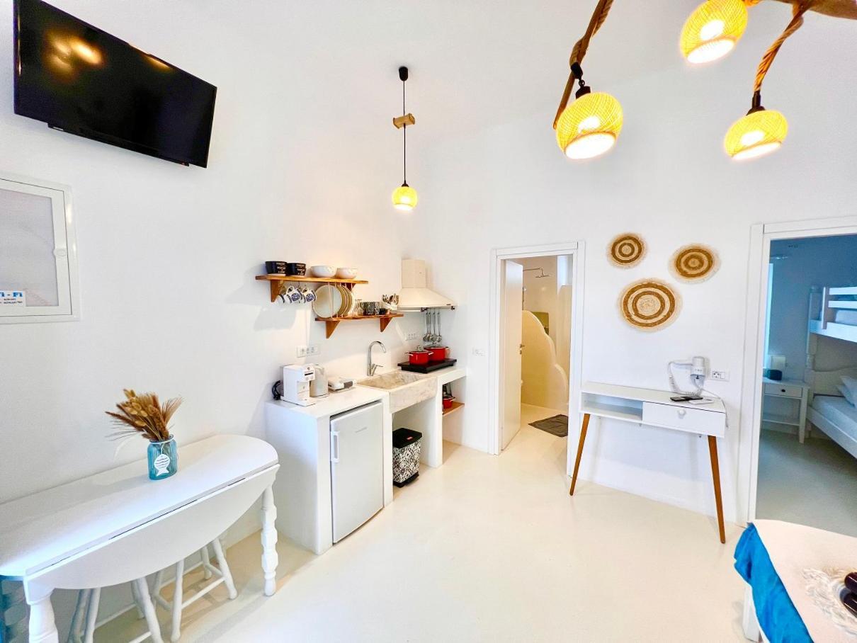 Provis Rentals Suite Next To The Mills In Mykonos Town Exterior photo